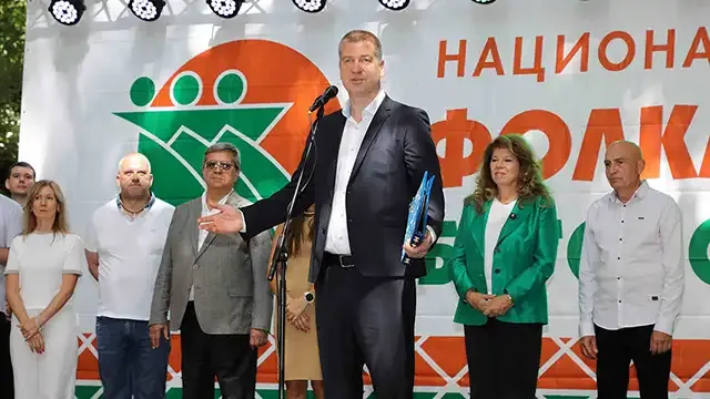 „Богородична стъпка 2026“ събра хиляди в Старозагорските бани